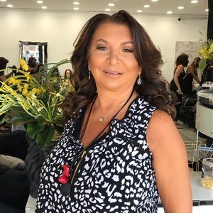 Meet your Posher, Halina